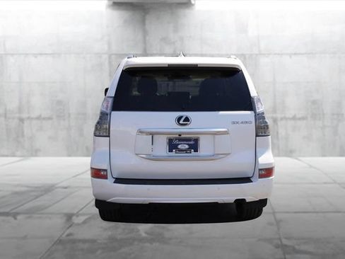 Used 2022 Lexus GX 460 Premium w/ Premium Package AWD/4WD image 6