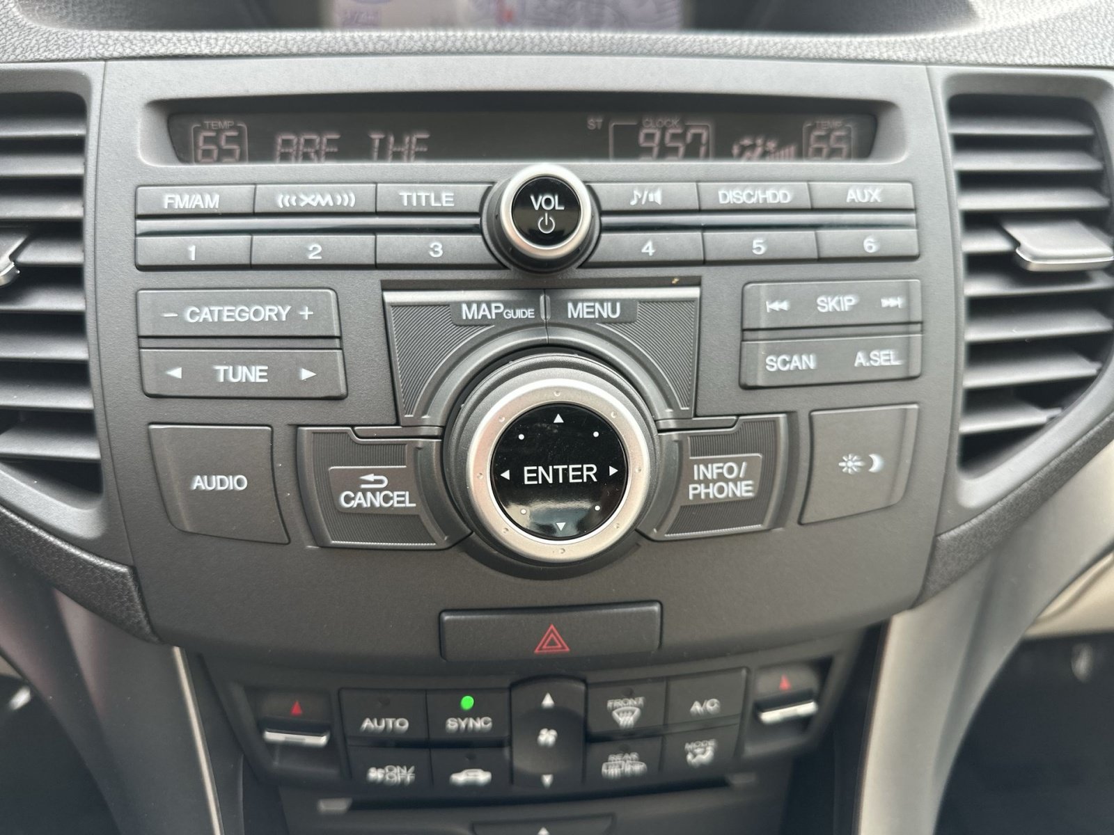 Used 2013 Acura TSX w/ Technology Package FWD image 22