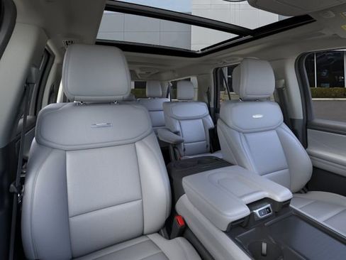 New 2026 Ford Expedition Max Platinum AWD/4WD image 10