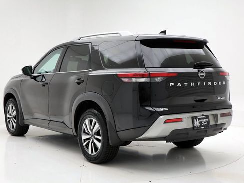 Used 2022 Nissan Pathfinder SL image 6