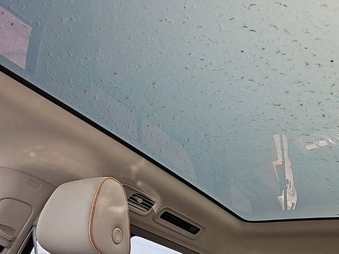 New 2025 Volkswagen ID. Buzz 1st Edition image 19