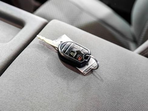 Used 2015 Ford F250 XLT w/ XLT Interior Package image 50