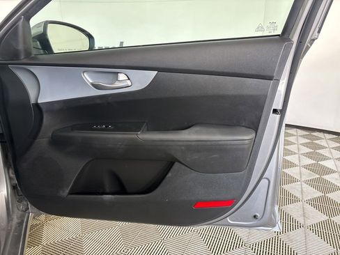 Used 2023 Kia Forte LXS image 23