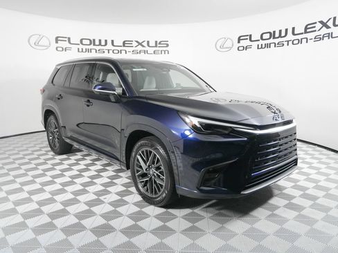 Certified 2026 Lexus TX 350 AWD w/ Technology Package image 3