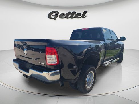 Used 2022 RAM 3500 Tradesman w/ Chrome Appearance Group AWD/4WD image 3