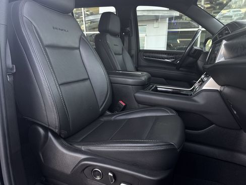 Used 2021 GMC Yukon Denali image 29