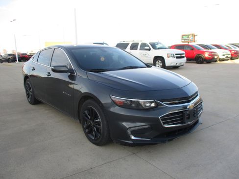 Used 2016 Chevrolet Malibu LT image 7