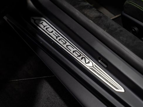 Used 2018 Lamborghini Huracan Performante image 26