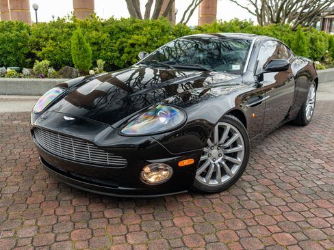Used 2002 Aston Martin Vanquish image 36