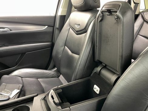 Used 2017 Cadillac XT5 Luxury w/ Driver Awareness Package image 37