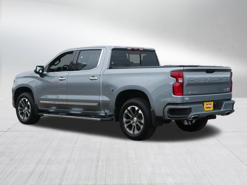 Used 2023 Chevrolet Silverado 1500 High Country w/ Technology Package AWD/4WD image 5