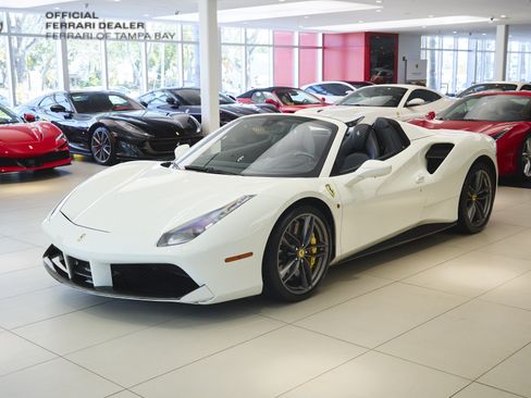 Used 2018 Ferrari 488 Spider RWD image 1