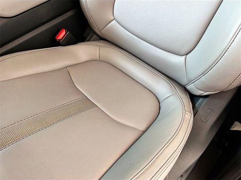 Used 2023 Honda Pilot EX-L image 18