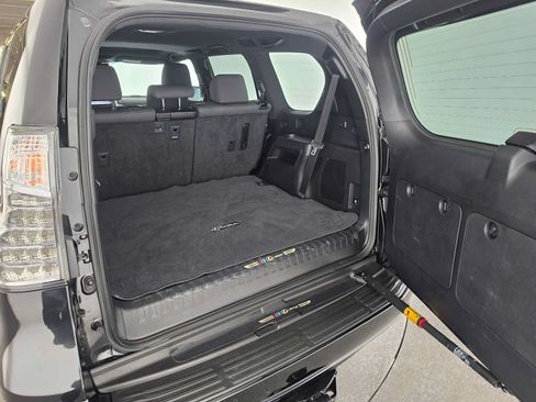Certified 2023 Lexus GX 460 Premium w/ Premium Plus Package AWD/4WD image 14