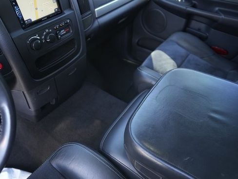 Used 2005 Dodge Ram 1500 Truck 2WD Quad Cab image 30