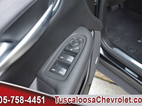 Used 2025 Cadillac XT5 Luxury w/ LPO, Floor Liner Package FWD image 20