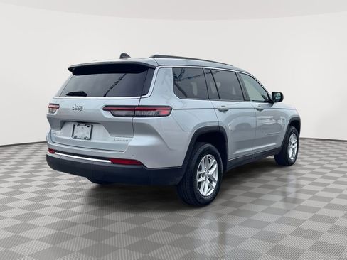 Used 2025 Jeep Grand Cherokee L Laredo image 9