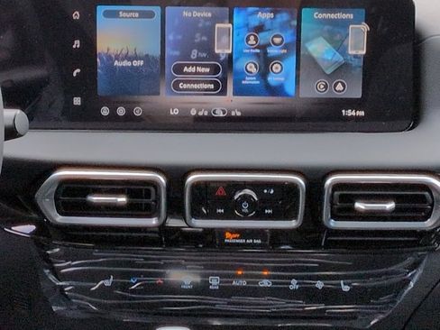 Certified 2026 Nissan Sentra SV w/ SV Convenience Package FWD image 17