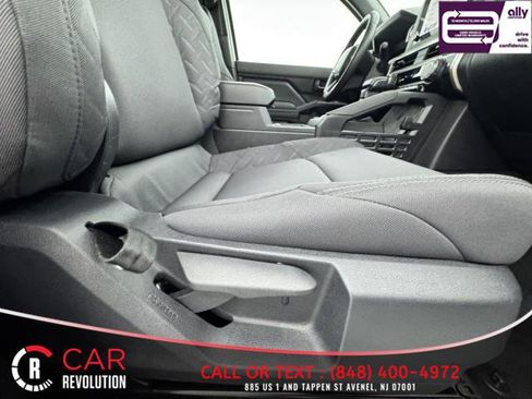 Used 2024 Toyota Tacoma SR image 44