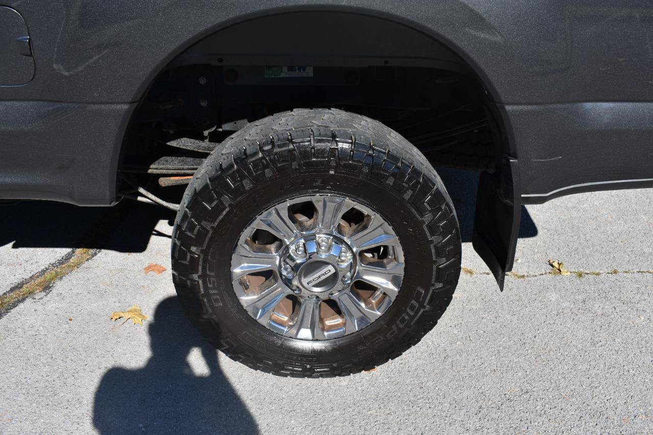 Used 2018 Ford F250 XLT w/ XLT Premium Package AWD/4WD image 28