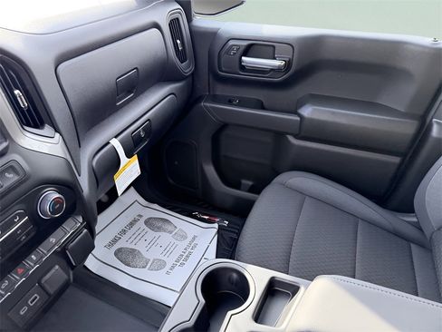 New 2026 Chevrolet Silverado 1500 Custom Trail Boss w/ LPO, Dark Essentials Package image 31