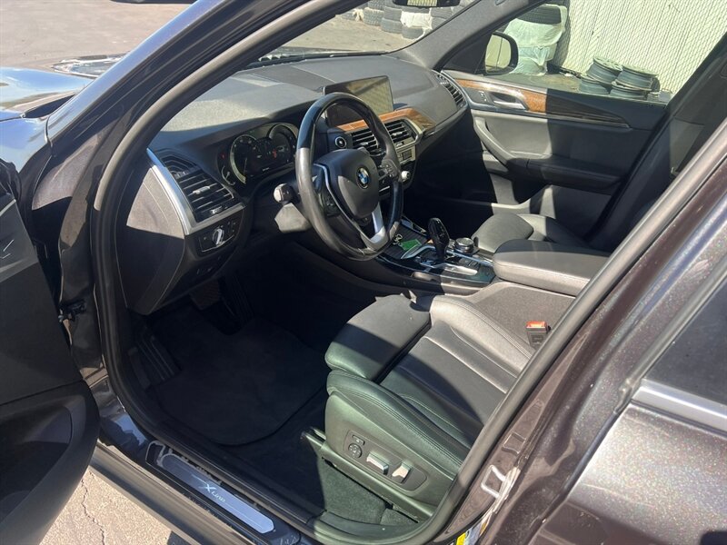 Used 2018 BMW X3 xDrive30i w/ Convenience Package AWD/4WD image 15