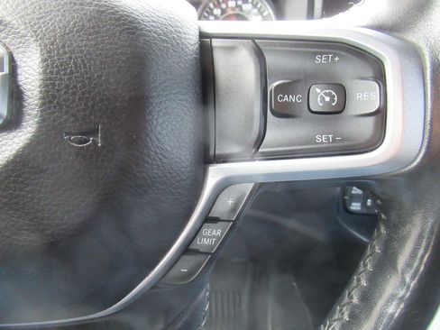 Used 2019 RAM 1500 Big Horn image 27