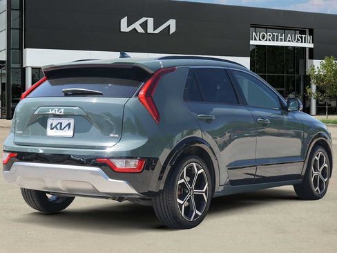 Certified 2024 Kia Niro EX Touring FWD image 5