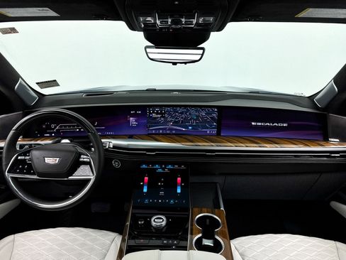 Used 2025 Cadillac Escalade ESV Sport Platinum w/ LPO, ONYX Package image 27