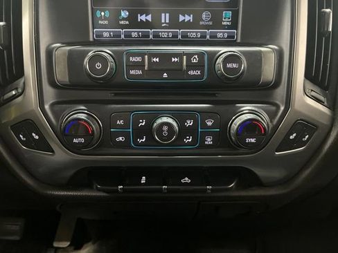 Used 2018 Chevrolet Silverado 1500 LT w/ All Star Edition AWD/4WD image 46