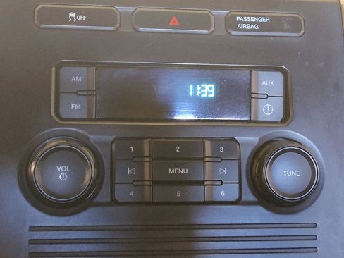 Used 2019 Ford F250 XL w/ Power Equipment Group RWD image 25