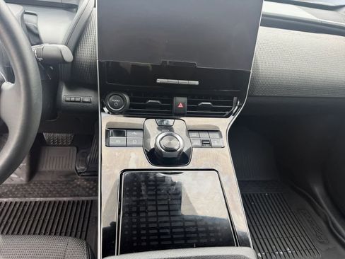Used 2025 Toyota bZ4X AWD w/ Weather Package image 16