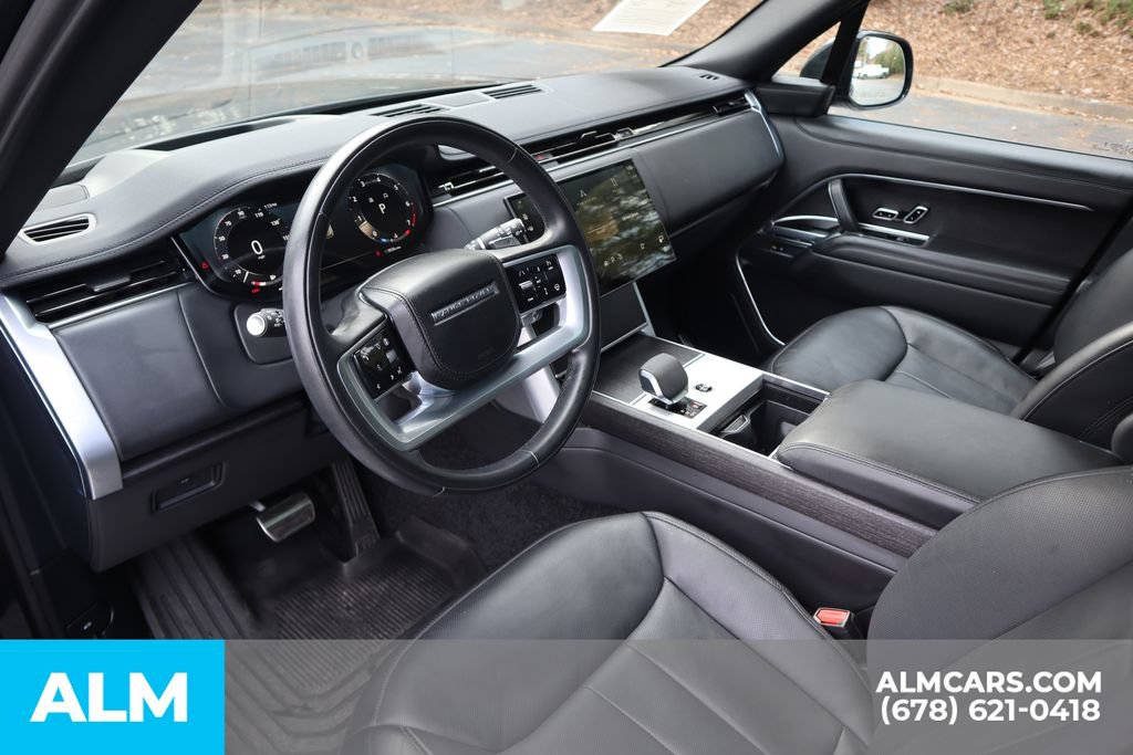 Used 2025 Land Rover Range Rover Long Wheelbase SE AWD/4WD image 10