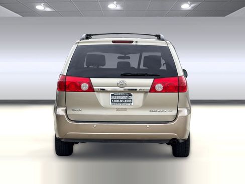 Used 2008 Toyota Sienna LE FWD image 10