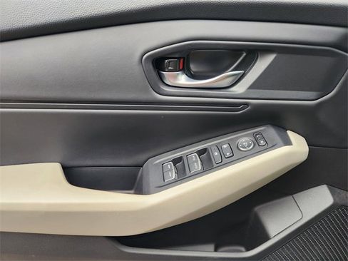 Certified 2024 Honda Accord EX image 29