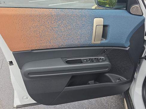 Certified 2025 MINI Cooper Countryman S w/ Comfort Package Max image 17