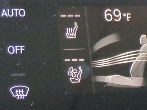 Certified 2025 Genesis GV80 2.5T Prestige image 22