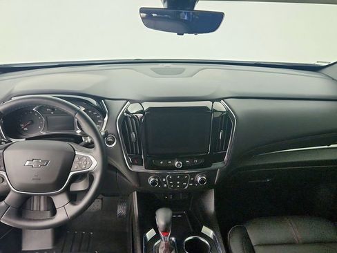Used 2023 Chevrolet Traverse RS AWD/4WD image 23