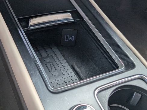 Used 2023 Lincoln Corsair FWD w/ Equipment Group 101A image 27