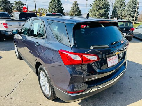 Used 2018 Chevrolet Equinox LS image 5