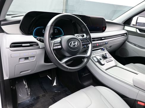 Used 2025 Hyundai Palisade SEL image 13
