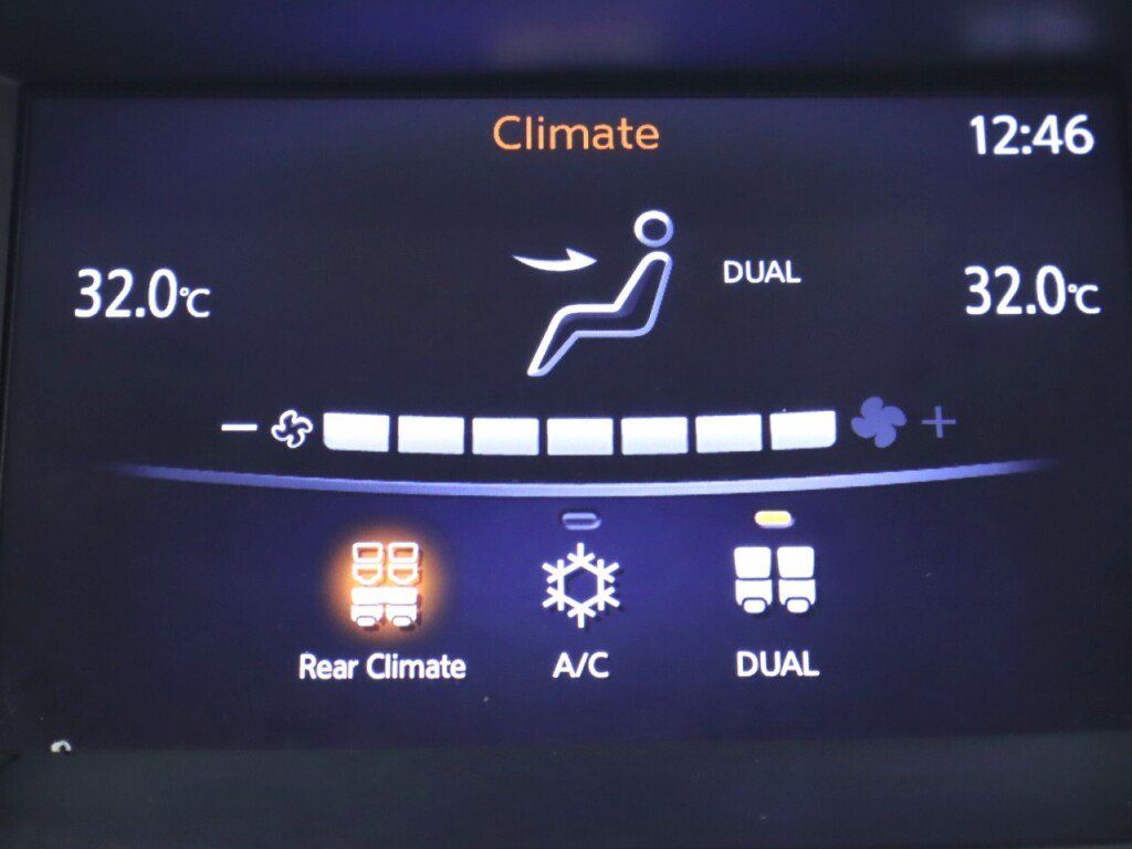 Used 2017 Nissan Pathfinder Platinum AWD/4WD image 19