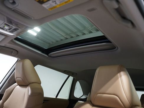 Used 2024 Toyota RAV4 XLE Premium image 34