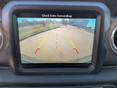 Used 2018 Jeep Wrangler Unlimited Rubicon image 24