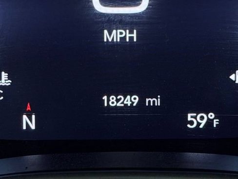 Used 2025 Chrysler Pacifica Select FWD image 31