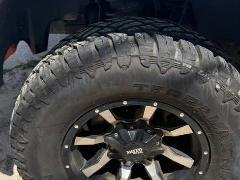 Used 2013 GMC Sierra 1500 SLE w/ Power Tech Package RWD image 10