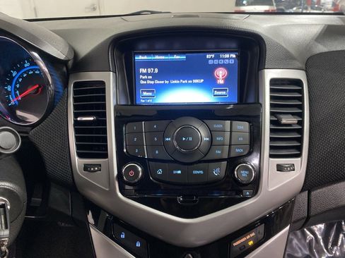 Used 2014 Chevrolet Cruze LT w/ RS Package image 12