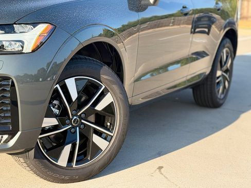 New 2027 Volvo XC60 B5 Core AWD/4WD image 8
