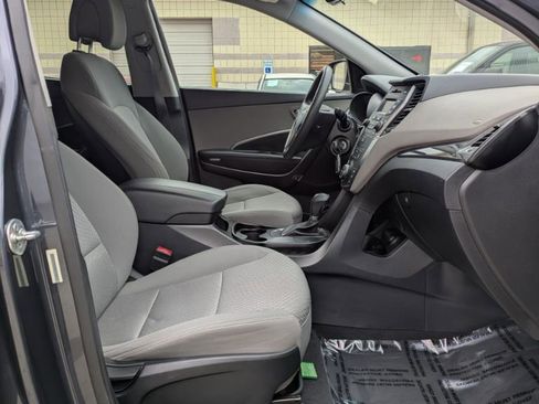 Used 2014 Hyundai Santa Fe Sport image 16