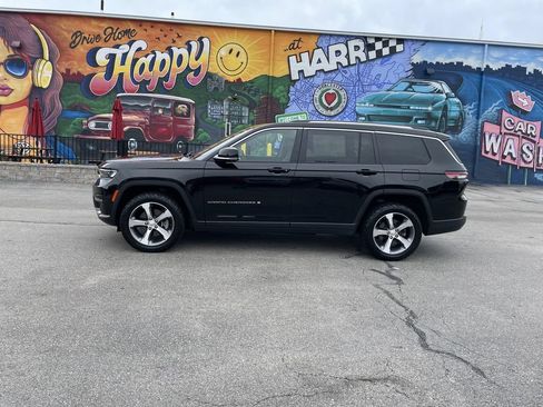 Certified 2023 Jeep Grand Cherokee L Limited w/ Luxury Tech Group II AWD/4WD image 2